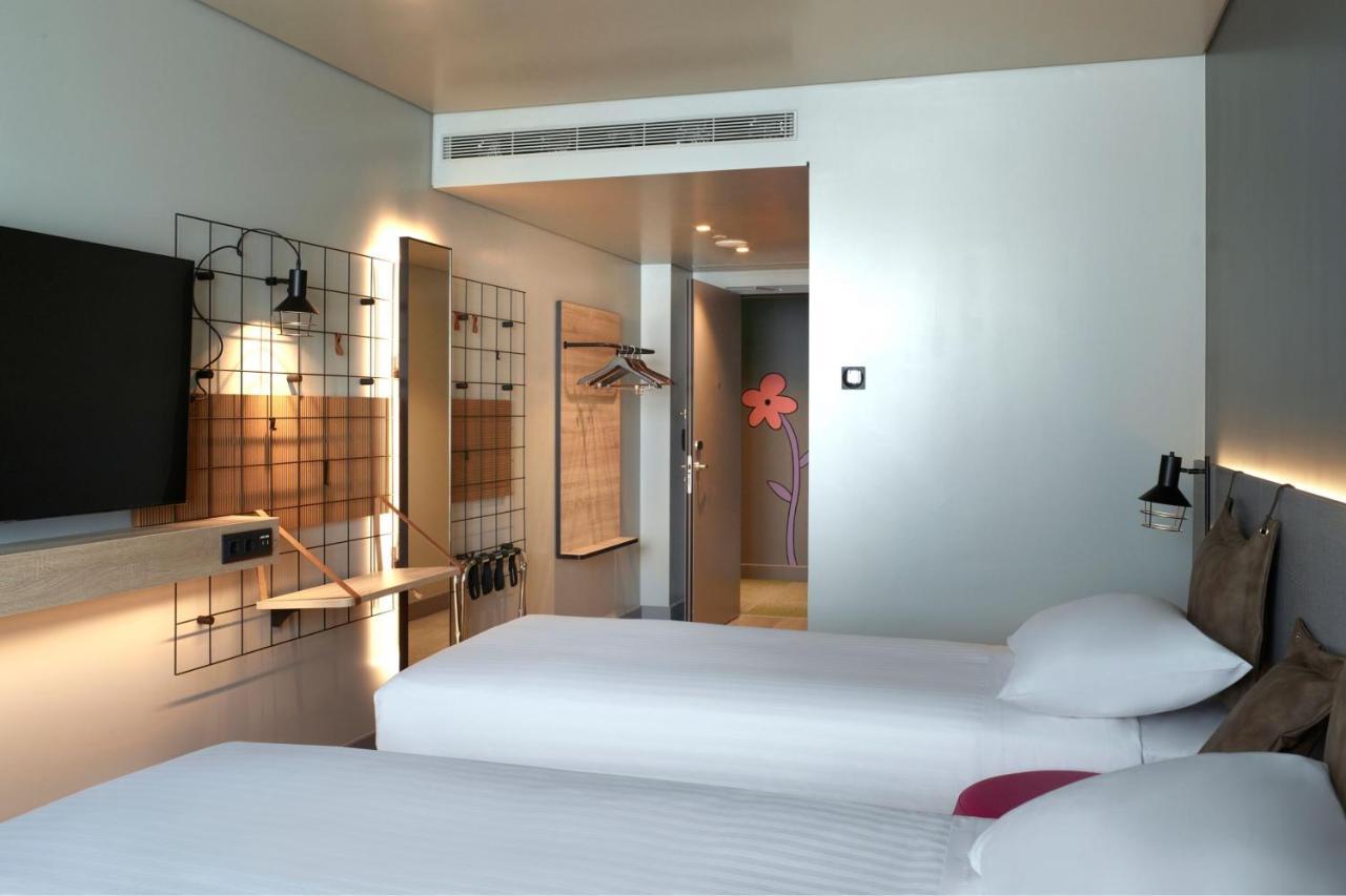 Twin Room Limited View